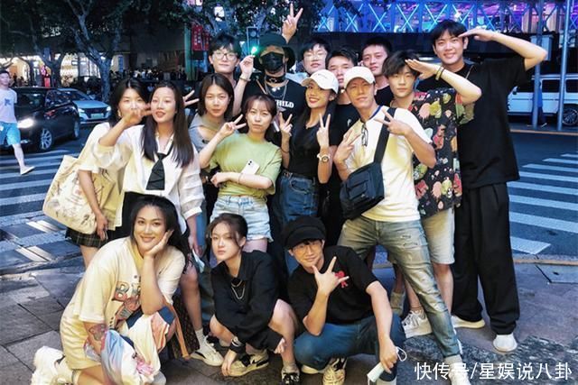 黄云霄|口碑、收视率两端化，《好声音》选手身份遭质疑，疑似节目组雇用