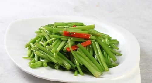 鸡内金|4种蔬菜是“伤胃冠军”,吃得越多,胃病越重,劝你早早撤下餐桌