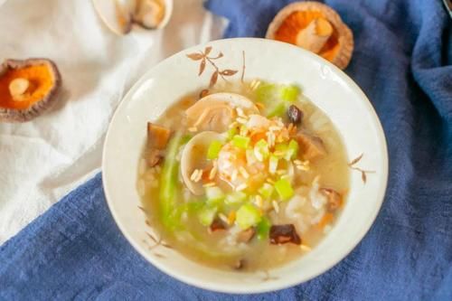  蛤蜊|懒得做饭就吃它！这锅随便一煮都好吃，比炒饭香1000倍！