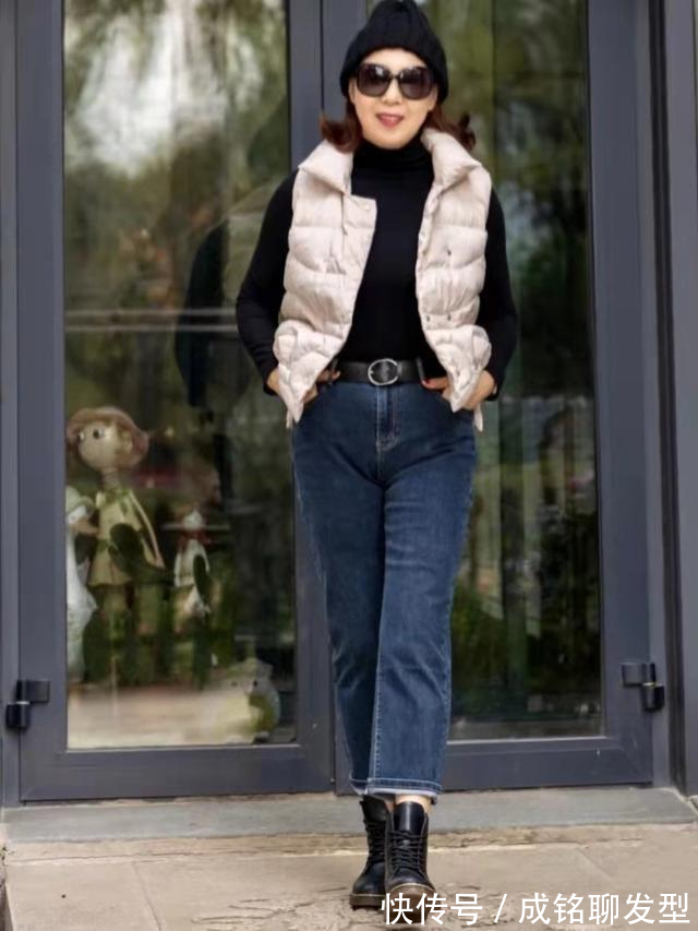 黑色|这才是老年人最美穿搭,65岁胖奶奶高级感的穿搭,时髦大气又减龄