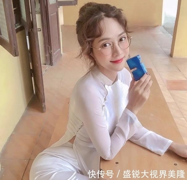 性感|大四女生健身三年,完成“丑小鸭”蜕变,身材性感,运动帮助很大