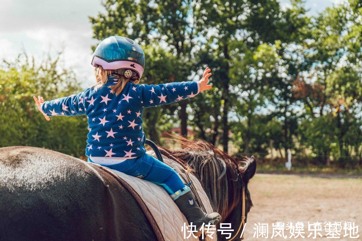 内向|“出去浪”和“宅在家”的孩子,长大谁更有出息?现实会有些打脸