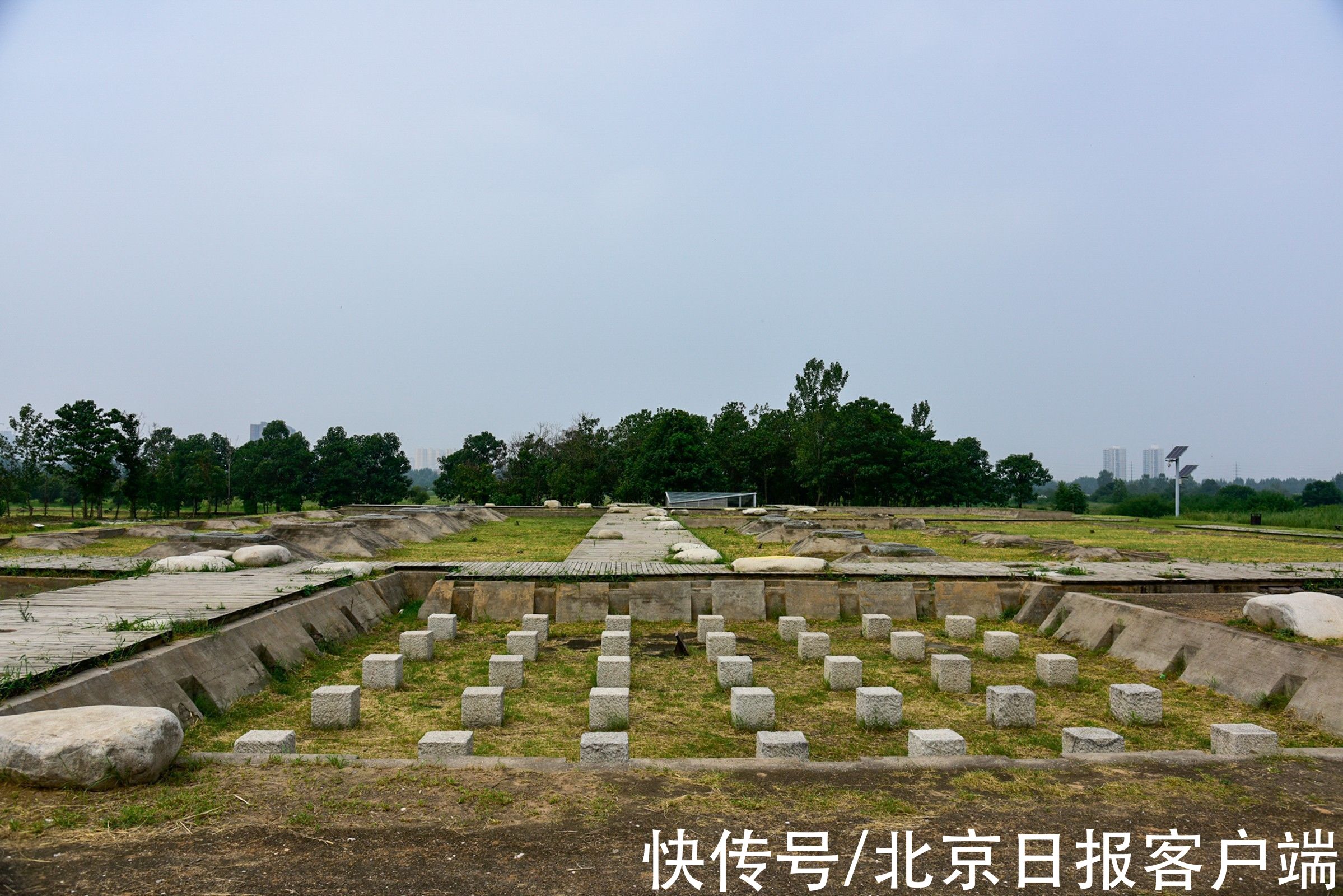 霸陵！“五陵年少今市东，银鞍白马度春风”，李白眼中的汉陵今何在