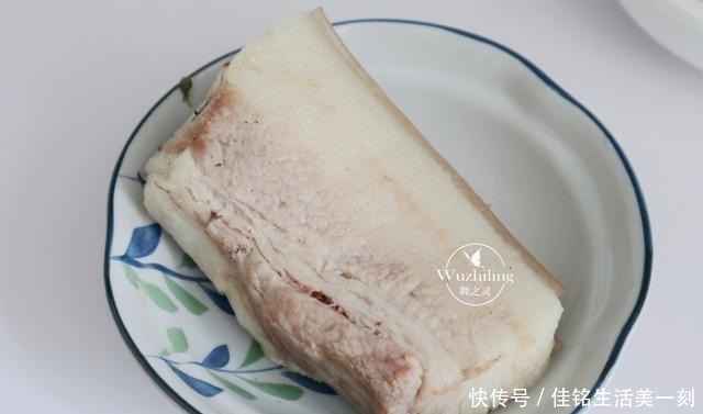 8月遇到此菜,我从不还价,每次买一斤,炒着吃最香