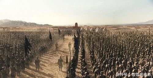 违令|将军上厕所发现一只小狗,马上对属下说赶紧撤退,违令者斩