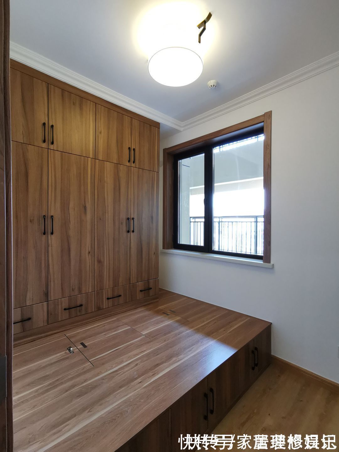 小两房|60后大叔的养老房,花6万简装70㎡的小两房,简洁清爽住起来顺心