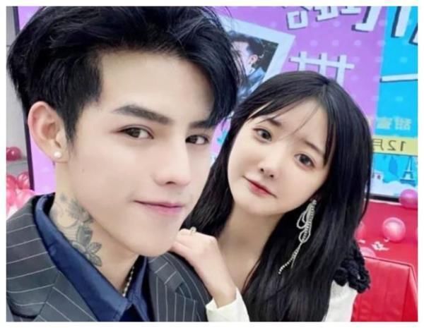 袖珍总裁殷世航,身高被网友嘲笑,竟比不上女友套璐璐