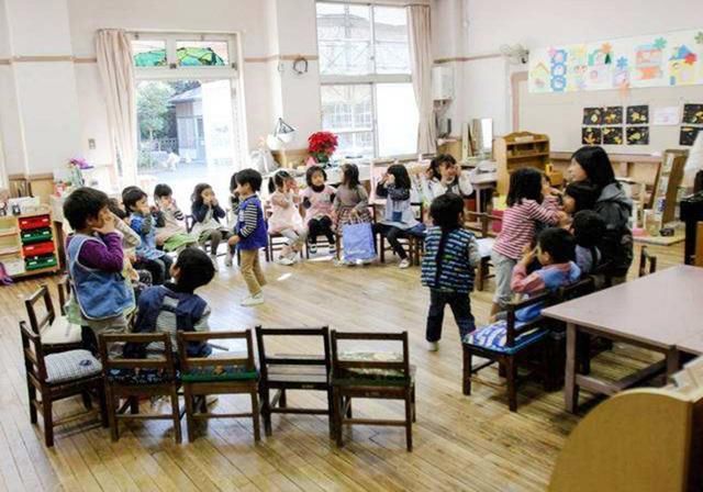 幼儿园让填“经济调查表”，妈妈“瞎填”的行为惹误会，太多心了