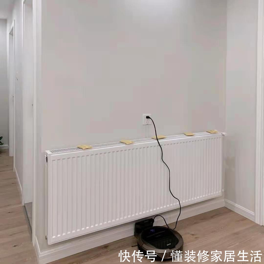 地暖|新房装了暖气片,听工程师建议敲掉地板,果断换地暖