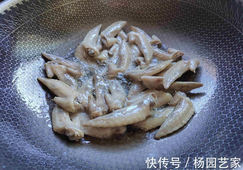 脂肪含量|女人平时多吃此物,富含胶原蛋白,才4元一斤,加酱卤一锅,真香