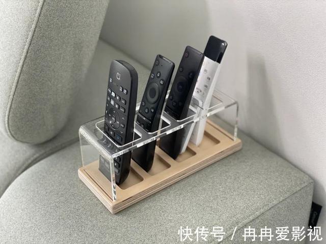 茶几|断舍离模范家庭，不要电视柜茶几巧收纳，125㎡白白净净不过时