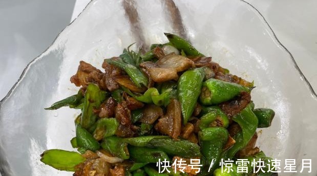 靳梦佳|中餐厅开始营业啦，一桌菜好吃又下饭，看着就流口水！