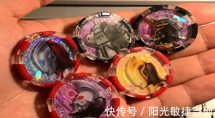 迪迦|用一句话惹恼所有男孩子 《泽塔奥特曼》没有剧场版!