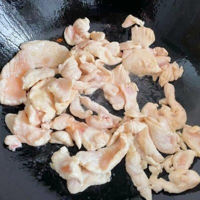 水淀粉|超嫩滑的鸡胸肉炒黄瓜片这么做，吃前一定备足饭