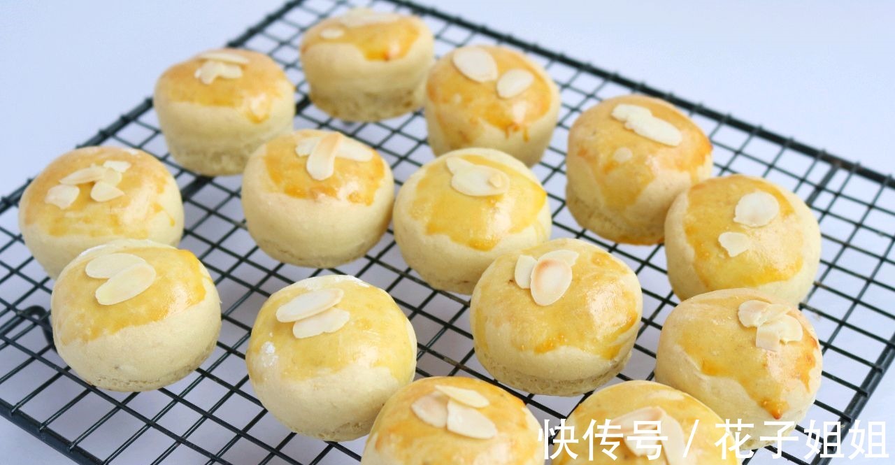 好吃又好看的香蕉杏仁小饼,轻奢美食,做法简单,教你在家做!