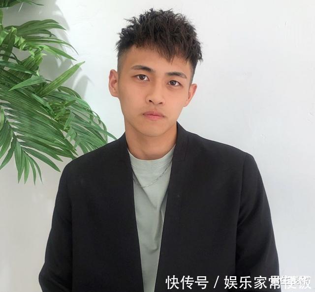 发际线高的男生,千万别错过这3款发型,时尚,个性,显帅气