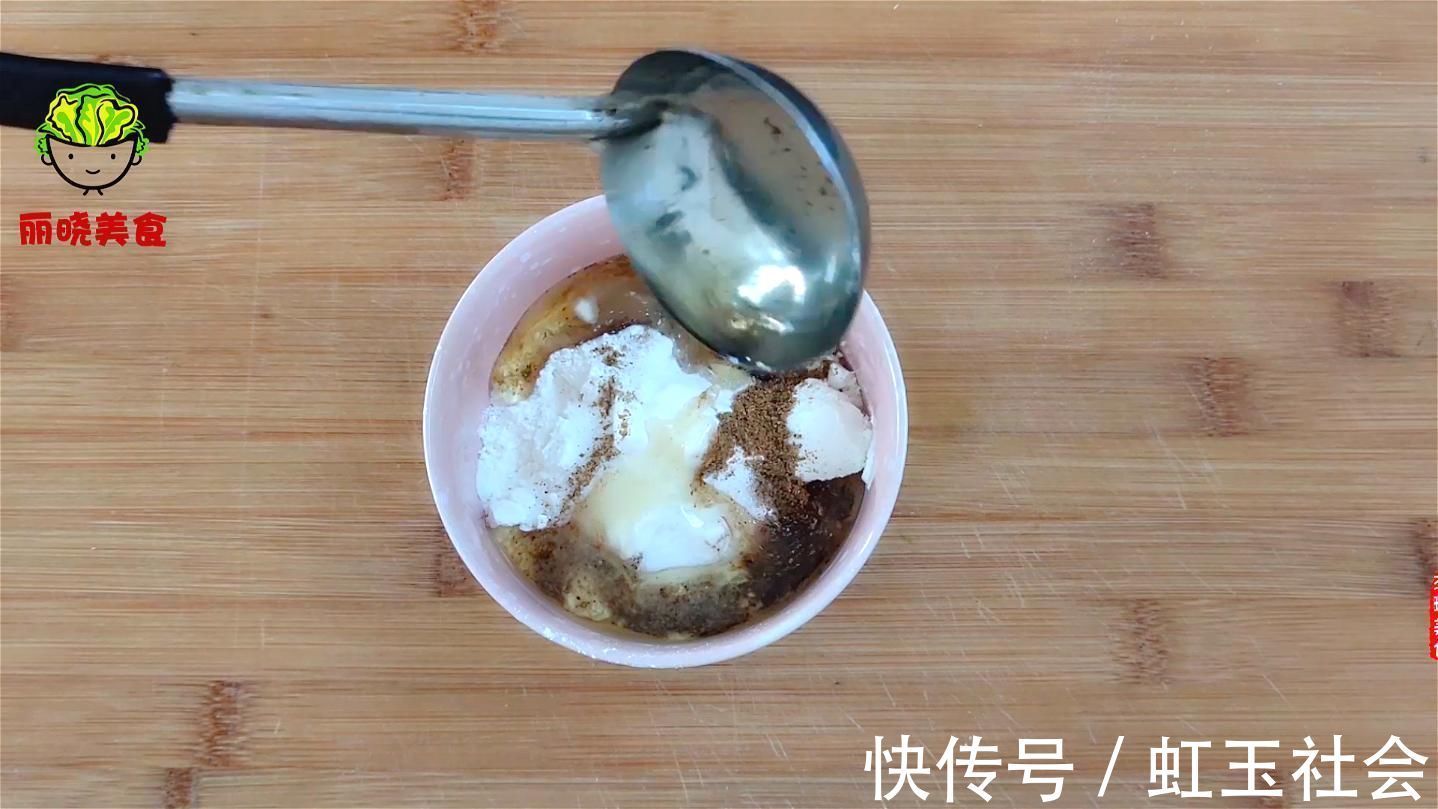 烙饼一定要软，别下手和面，教你凉了也不硬的葱花饼，真的太香了