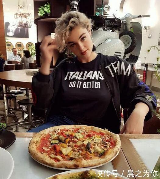 健身|180斤也不苦恼，坚持健身肥而不腻，“梦露脸”强势附体