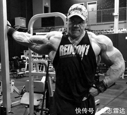 哥伦布|39岁健美运动员死于家中,被受关注,健美频繁出现死亡值得反思
