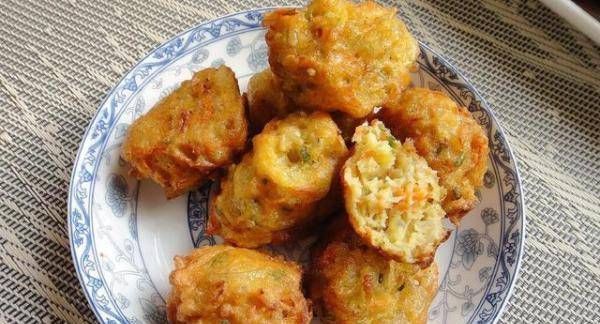 炸萝卜丸子,不要只用面粉和胡萝卜再加上这种,丸子就更香了