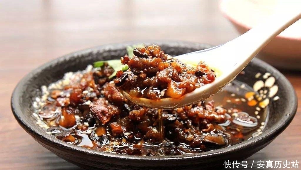 中国“最受喜欢”的8款酱料,老干妈垫底,网友:最后一个真香!