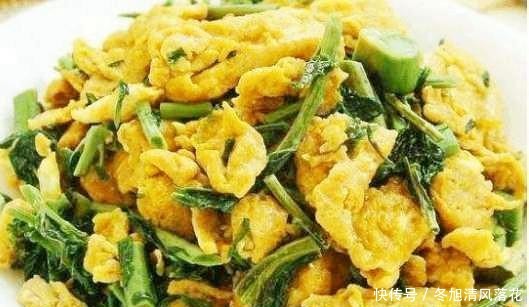 蒲公英炒鸡蛋,很多人都做错了,多加2步,鸡蛋滑嫩,蒲公英不苦!