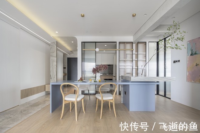 雾霾|雕塑玄关＋进门卧室——“呵护型”色彩美家