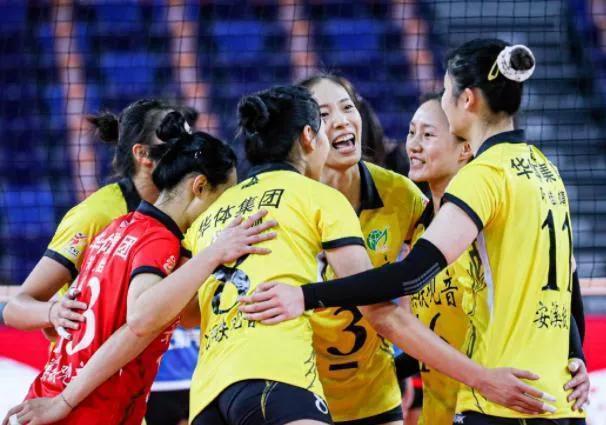 福建女排|轰下19分火力全开！女排美女副攻上演王者归来，郎平没有看错人