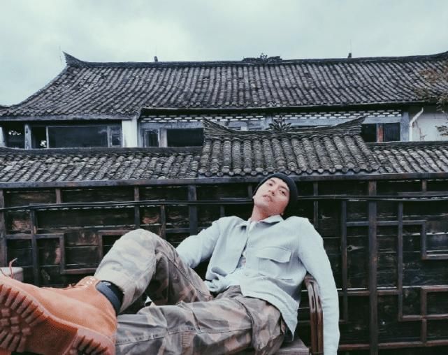 心动的信号：女四晒旅游照，好友评论区却意外暴露了男友，没想到是他