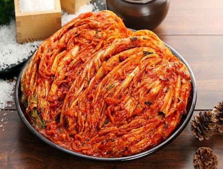 做辣白菜，只抹辣椒面可不行！教你正宗做法，又辣又脆爽，真好吃