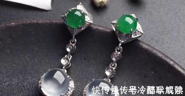 翡翠 女士选择翡翠耳饰也有讲究,买到适合自己的耳环,可修饰脸型!