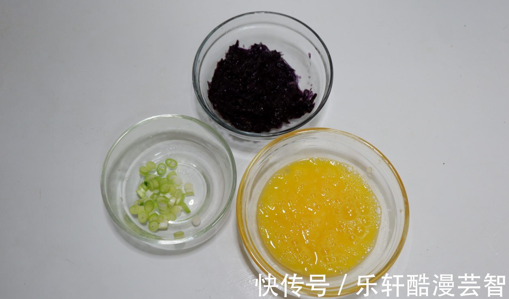 秋季，鸡蛋别再蒸鸡蛋羹，换一种新花样，营养全面好消化，别错过