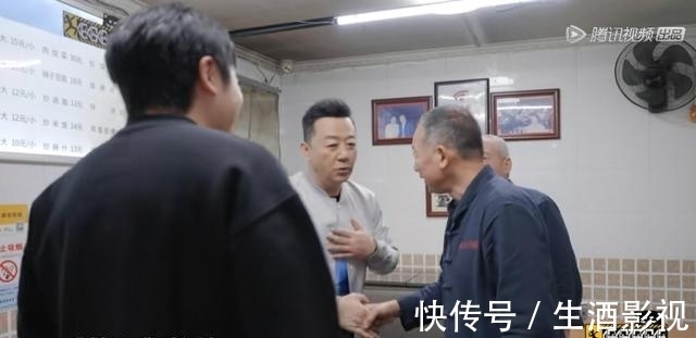 孙俪晒邓超做的biangbiang面不难吃,邓超回应面少灵魂泼辣子