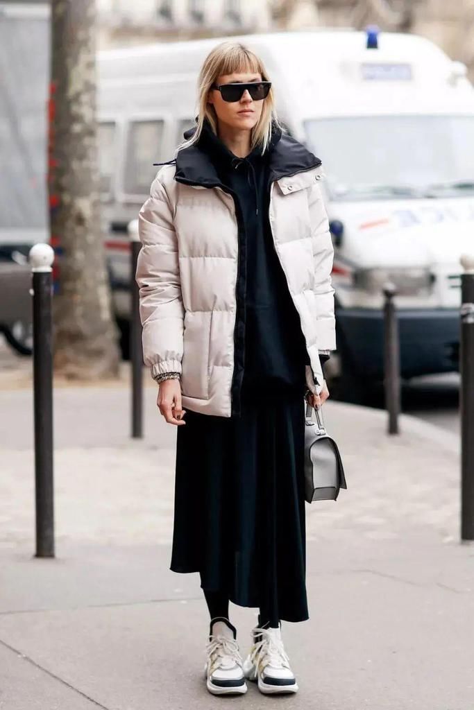 羽绒服+裙子=2021年最王炸组合，早穿早美！