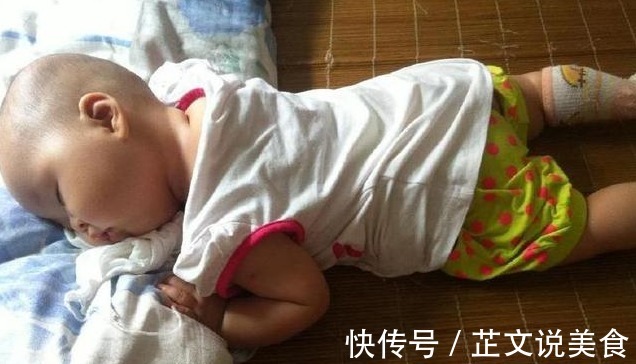 保姆|孩子3岁还不会走路,妈妈带去医院检查,大夫却小声说“报警吧”