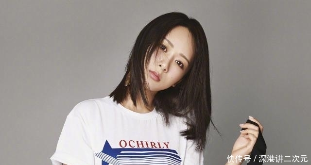 雨衣 《向往的生活》杨紫坐张艺兴拖拉机“副驾”,两人小动作不断超甜