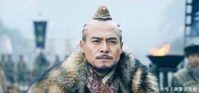 本是仇人,为何金轮要舍命救郭靖小女儿?他和郭襄的秘密被揭开