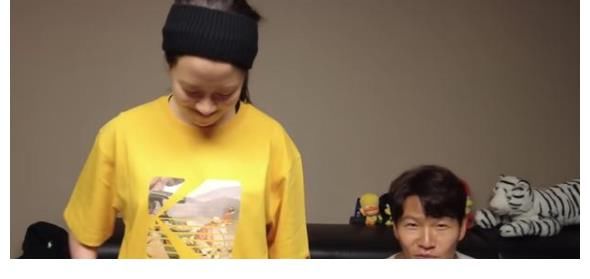 runningm宋智孝帮金钟国录油管，迟到道歉后遭遇欧巴魔鬼训练，坦言多年了感谢对方一直没放手