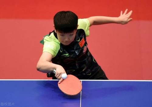 闹脾气|孩子输球就闹脾气，这时候别说“没关系”，让孩子认识自我更重要