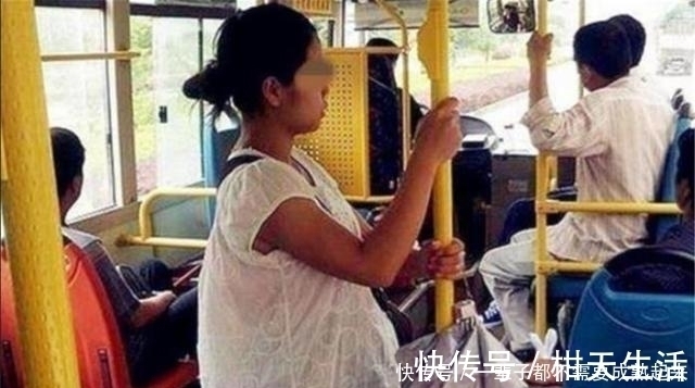 孕妈|大妈公交上逼孕妇让座,咒骂“孩子早晚会掉”,孕妈的反击很解气