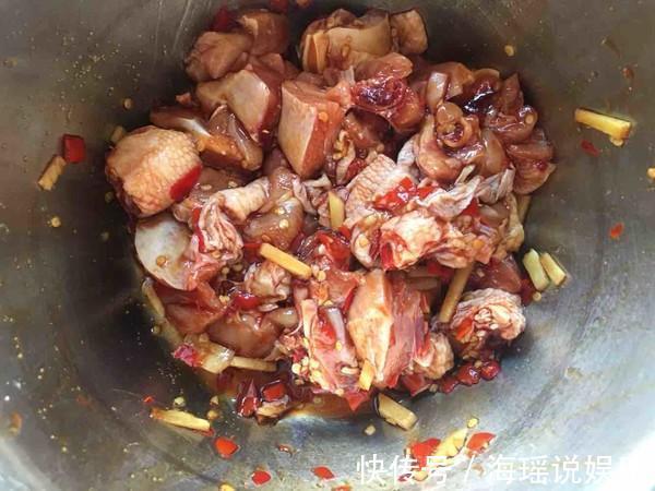 鸡腿到底要怎么蒸大厨告诉你正确的蒸法,保证鸡肉最鲜美