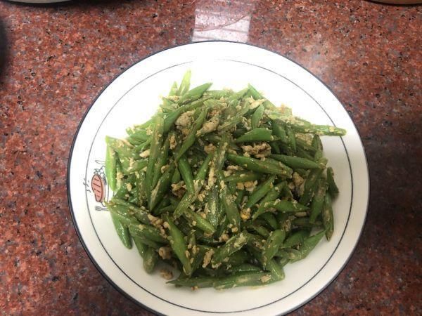 神器|香到流口水的四季豆炒蛋，下饭神器都靠它