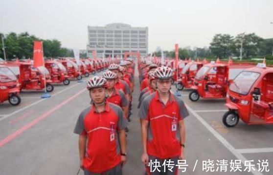 买房|当年刘强东承诺001号快递小哥,干满5年就买房,最后他做到了吗?