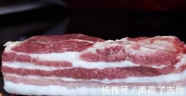 做扣肉时,猪肉焯水还是油炸弄错了不好吃还腥气,教你正确方法!
