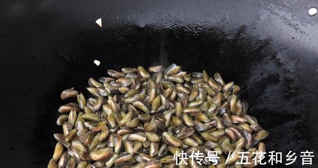 下酒|夏天遇见此海鲜,我从不放过,上锅一蒸简单美味,下酒又下饭!