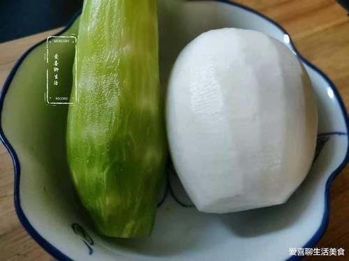 温馨小提示|冬天,这几种蔬菜营养极高,价廉物美,搭配一起拌一拌,比吃肉还过瘾