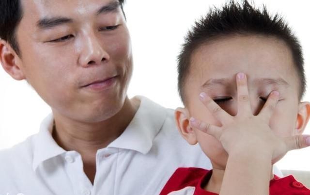 家暴|“新型家暴”正在蔓延，家长正在对孩子“施暴”，自己却浑然不知