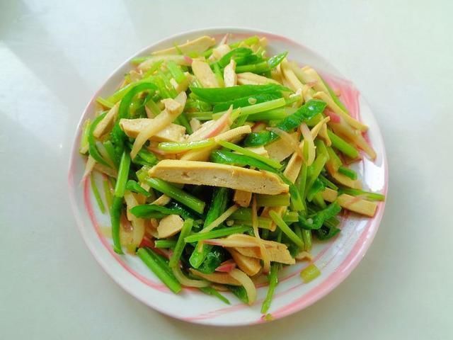 主食|早餐不知道吃什么？来我家看看，两主食加炒菜汤羹，简单美味