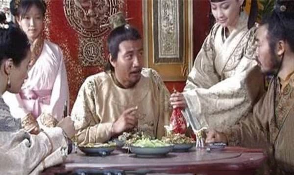 临死前|刘伯温临死前,回敬朱元璋一筐鱼,朱元璋17年后才知其意!