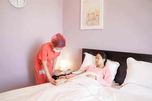 李女士|婆婆要求宝妈“要生孩子就早上生,要不就别生”,是不是无理取闹